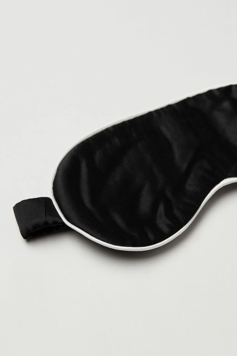 Silk Sleep Mask 6 Silk Sleep Mask - Image 4