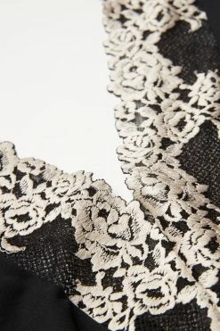 Pretty Flowers V-Neck Body 13 Pretty Flowers V-Neck Body -intimissimi shop BO1294A9887 D1