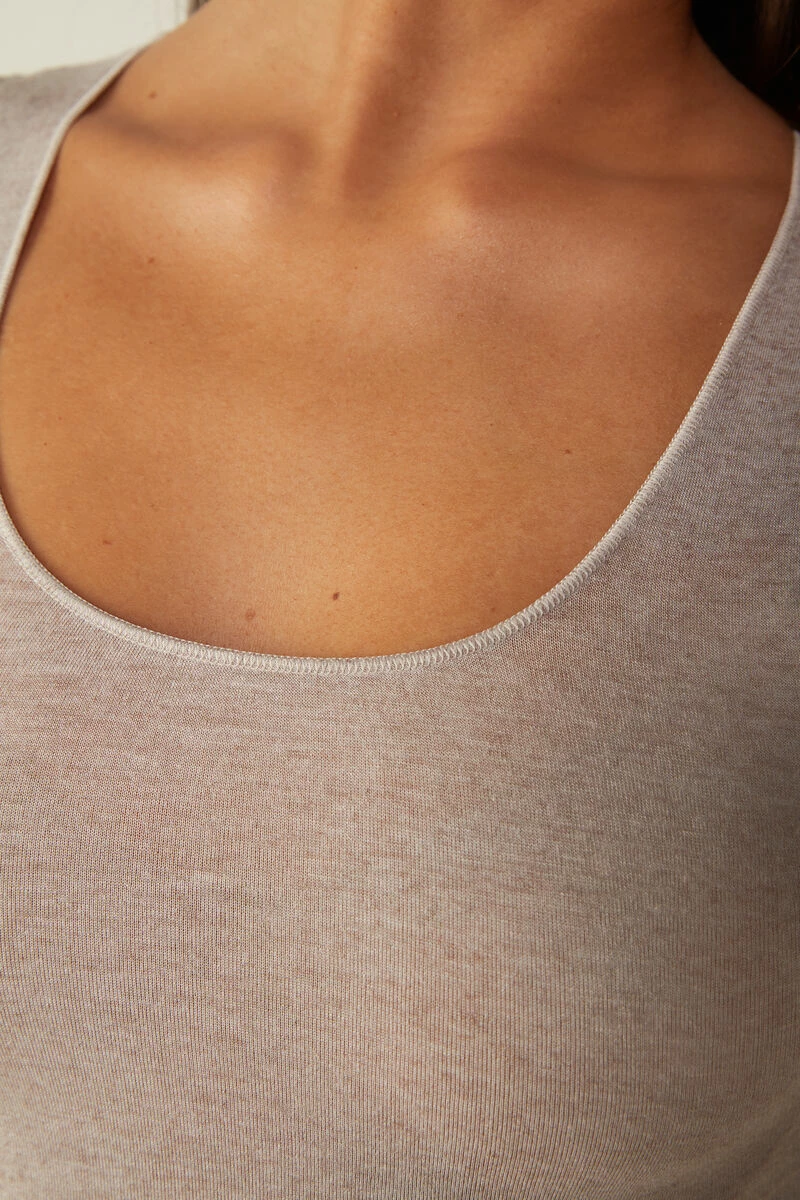 Modal Cashmere Ultralight Wide-Shoulder Top 6 Modal Cashmere Ultralight Wide-Shoulder Top - Image 4