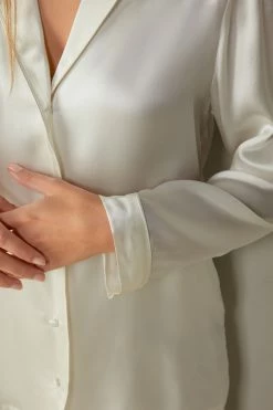 Mannish-Cut Jacket In Silk Satin 12 Mannish-Cut Jacket In Silk Satin -intimissimi shop CLD12332127 DT2W