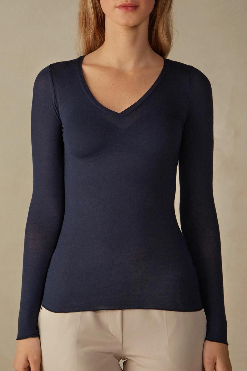 Ultralight Modal With Cashmere V-Neck Top 3 Ultralight Modal With Cashmere V-Neck Top