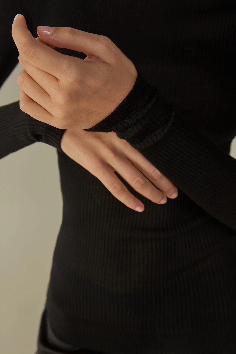 Long-sleeve High-Neck Tubular Top In Wool And Silk 6 Long-sleeve High-Neck Tubular Top In Wool And Silk - Image 4