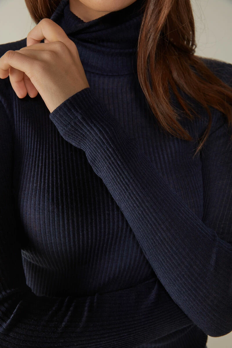 Long-sleeve High-Neck Tubular Top In Wool And Silk 6 Long-sleeve High-Neck Tubular Top In Wool And Silk - Image 4