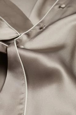 Short-Sleeved Satin Shirt With Contrasting Trim 13 Short-Sleeved Satin Shirt With Contrasting Trim -intimissimi shop CMD1233651I D1