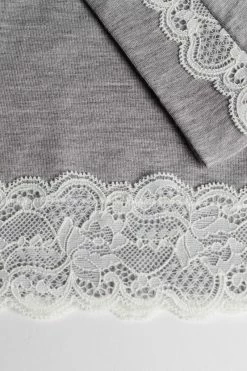 Short-Sleeve Modal Top With Lace Detail 15 Short-Sleeve Modal Top With Lace Detail -intimissimi shop CMD700031 D1