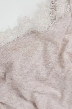 Ultralight Modal And Cashmere Camisole With Lace 13 Ultralight Modal And Cashmere Camisole With Lace -intimissimi shop LTD28Q7525 D1