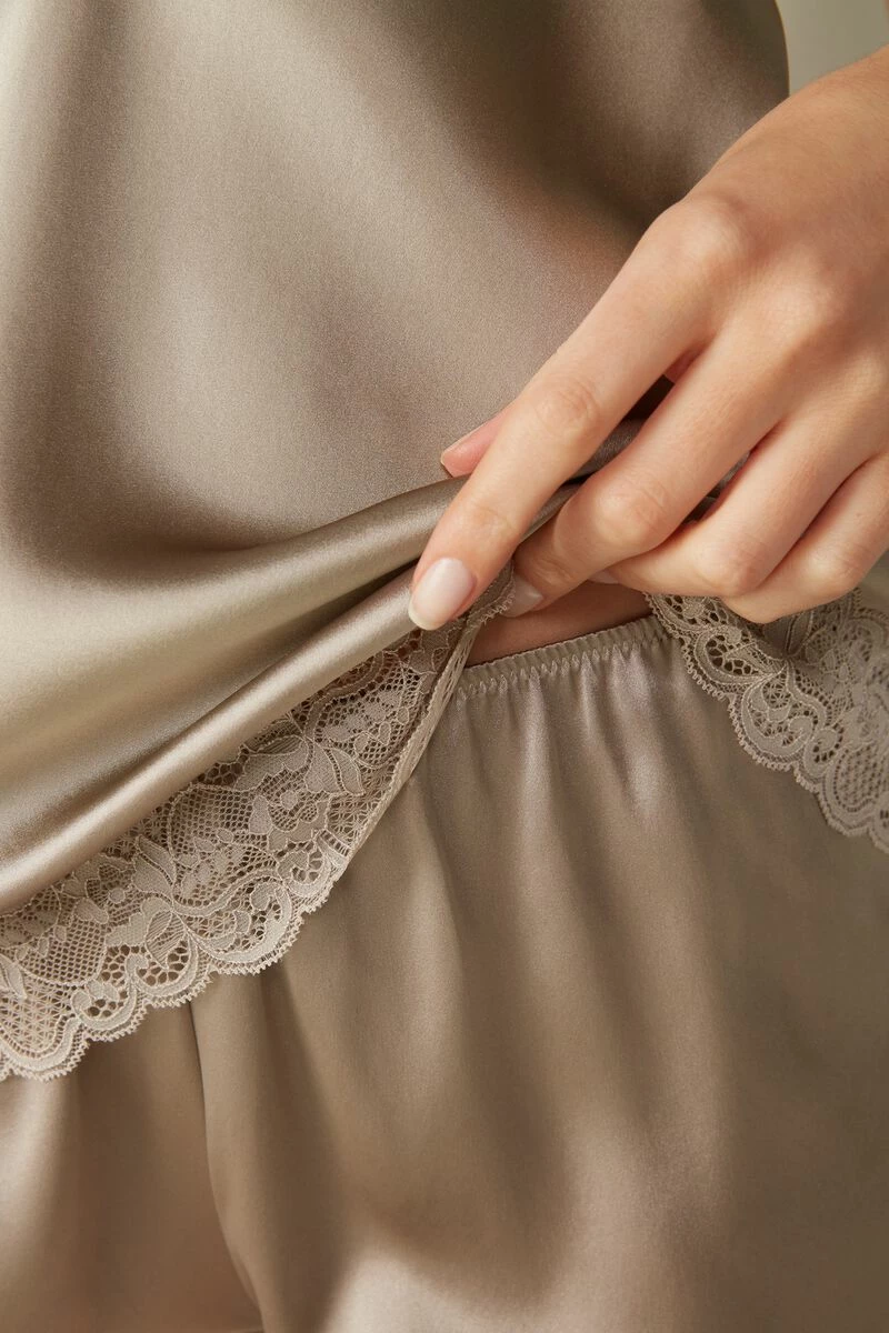 Lace And Silk Top 6 Lace And Silk Top - Image 4