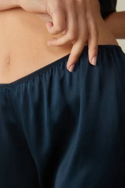 Smooth Silk-Satin Shorts 12 Smooth Silk-Satin Shorts -intimissimi shop PD71S3 wear 1467 DT2