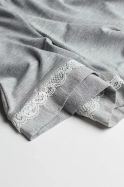 Modal Shorts With Lace Details 15 Modal Shorts With Lace Details -intimissimi shop PDC700031 D1