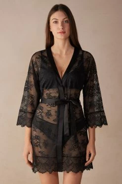 Stunning Beauty Lace Negligee