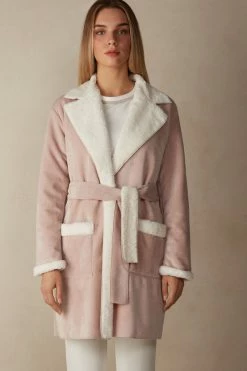 Lady From The Mountains Negligee