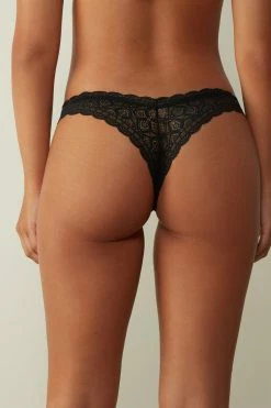 80s-Style Lace Brazilian Briefs 13 80s-Style Lace Brazilian Briefs -intimissimi shop SBD96O019 BI