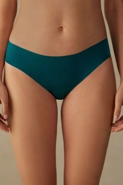 Seamless Microfibre Snug-Fit Panties