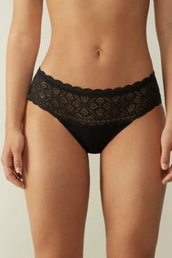 High-Rise Briefs In Lace And Cotton