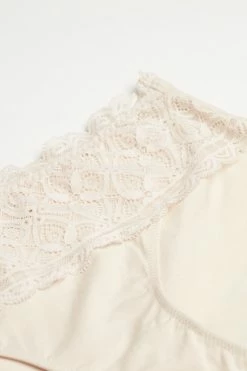 High-Rise Briefs In Lace And Cotton 15 High-Rise Briefs In Lace And Cotton -intimissimi shop SID96A2280 D1