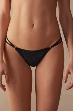 Cool Minimal Thong With Side Straps