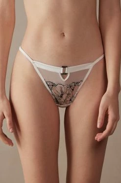Pure Joy Thong With Side Straps